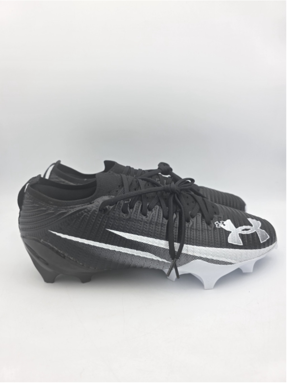 Under Armour Blur Pro Black White Football Cleats 3028220-005 Men's Size 12.5